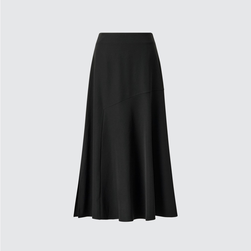 Uniqlo :C Black Paneled Mermaid Skirt Sz 4 Minimalist Classic Whimsigoth NWT